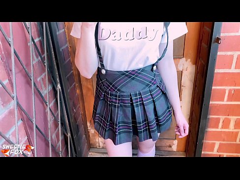 ❤️ Schoolgirl sûget har lul djip en neukt ynstee fan klassen. ️❌ Anale fideo op fy.porngifmag-com.ru ❌❤